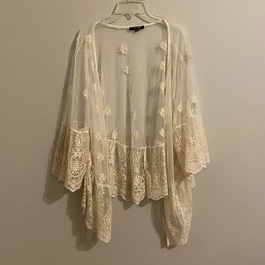 Paper Moon Pollyanne Lace Kimono